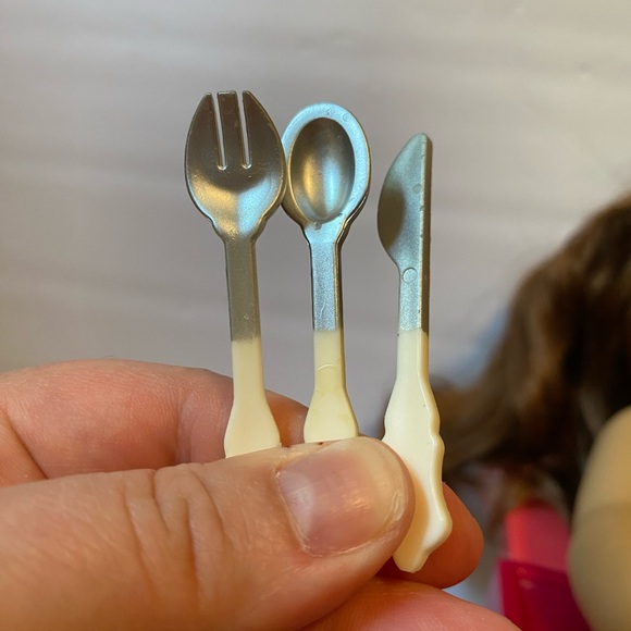 Table Seat for 18” Doll - Picture 9 of 10